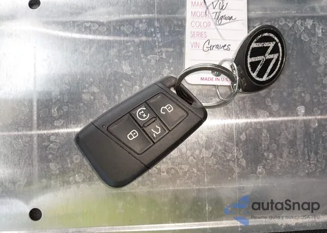 2023 Volkswagen Tiguan 2.0T Se из США, поврежденный, VIN 3VV2B7AX1PM033069